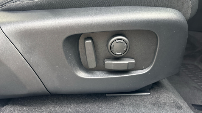 Land Rover Range Rover Evoque 1.5 P270e Dynamic SE 5dr Auto Hatchback - Image 30